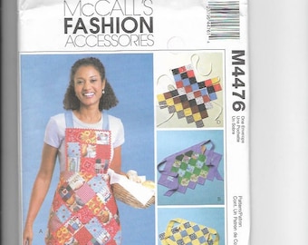 UNCUT Sewing Pattern McCalls 4476 for Fat Quarters Aprons