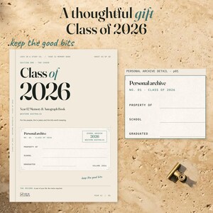 Class of 2026 cover beside an enlarged personal archive card with name, school and graduation spaces. The straight heading presents the A4 memory book as a thoughtful gift.