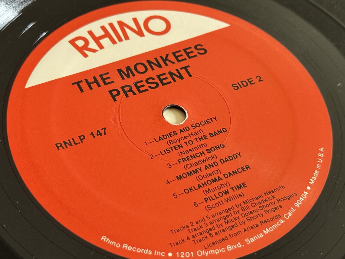 Vintage, The Monkees - "Present Micky, David, Michael" Vinyl LP Record Album, Rhino Press, Good Clean Fun, Listen To The Band, foto 4 di 4