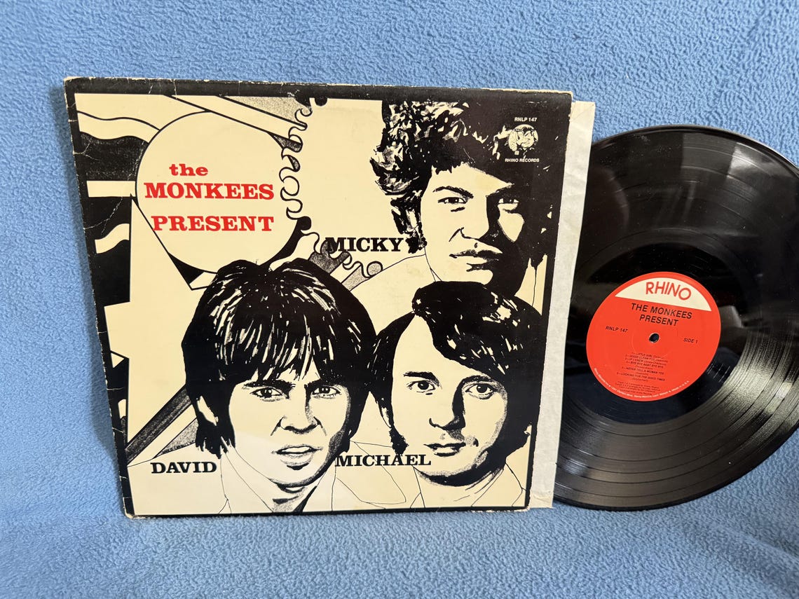 Vintage, The Monkees - "Present Micky, David, Michael" Vinyl LP Record Album, Rhino Press, Good Clean Fun, Listen To The Band, foto 1 di 4