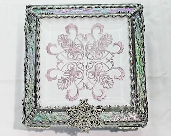 Victorian Snowflake, Treasure Box, stained glass box, stained glass, display box, jewelry box, , souvenir, mystic