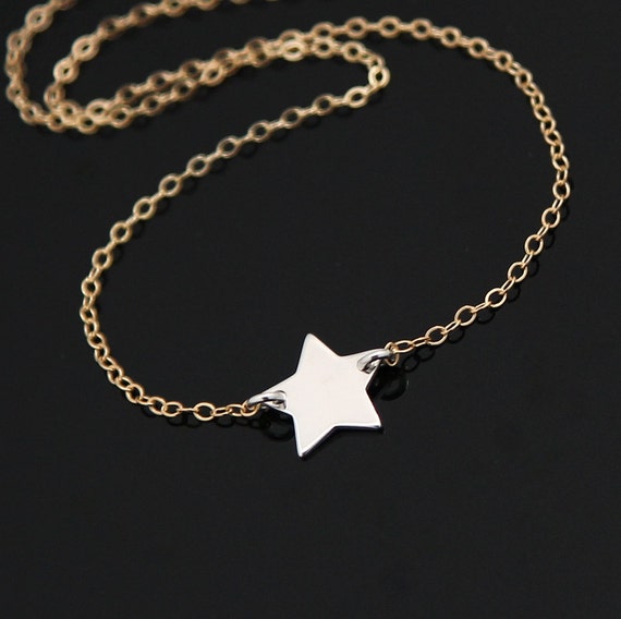 ☆関税込☆VINTAGE HOLLYWOOD★Petit Star String Necklace★ Single Star Necklace with White Pavé Diamonds | Gabriela