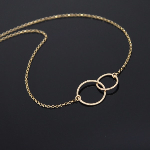 Two Circle Necklace, Interlocking Circle Necklace, Mother and Daughter Necklace, Mom Gift, Best Friend Necklace, Mom to Be, 14K GOLD FILLED