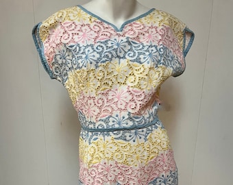 Stunning Vintage 1960s Perfectly Pastel Open Weave Cotton Dress CLEANED Bust 36