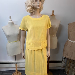 Vintage 1950s 60s Lloyd Weill Yellow Linen Button Back 2PC Suit Bust 36-38 Waist 28 NOW 20.00