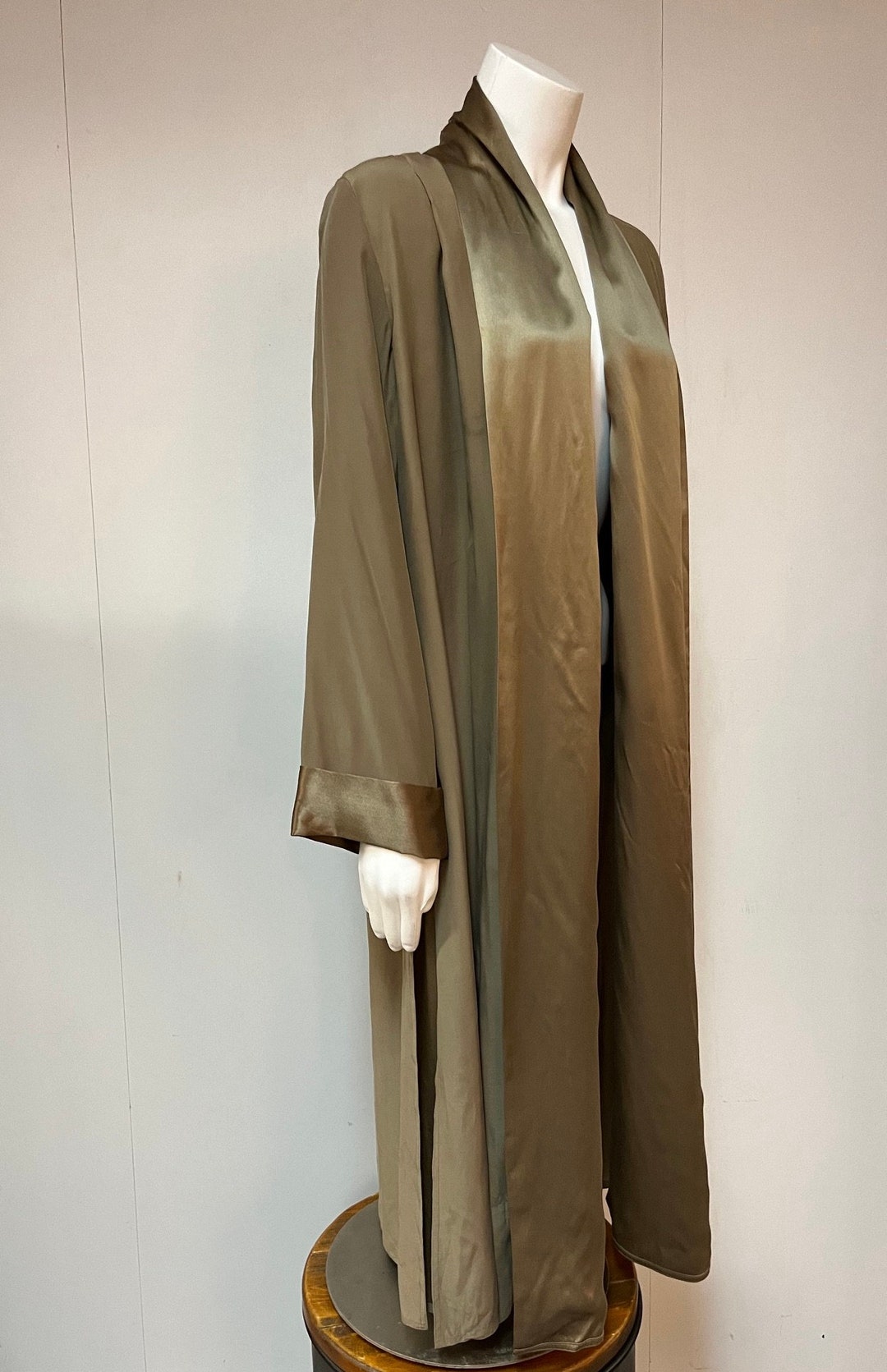 Robe Vintage En Soie Marron J. Peterman Taille 8 - Motif Iris - Occasion Très Bon état