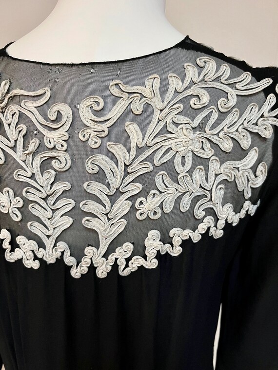 Vintage Late 1930s Leaf Embroidery Mesh Bodice Ra… - image 7