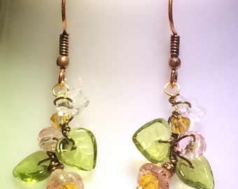 Herbst Wickeln Ohrringe mit tschechischen Glas Blume Perlen und Kristalle. E00350