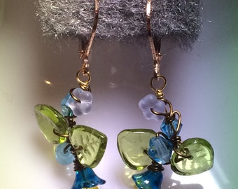 Herbst Wickeln Ohrringe mit tschechischen Glas Blume Perlen und Kristalle. E00348