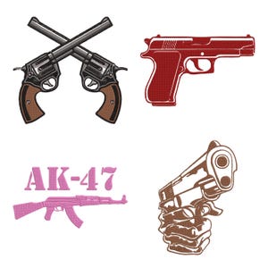 Puede incluir: Una colección de cuatro parches bordados que muestran dos revólveres cruzados con empuñaduras marrones, una pistola semiautomática roja sólida, un rifle de asalto rosa con el texto AK-47 encima y una pistola estilizada marrón.