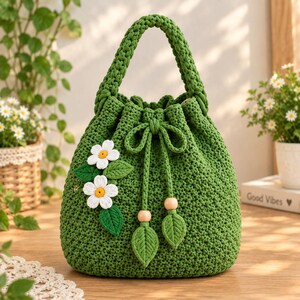 Crochet Bucket Bag Pattern PDF, Drawstring Purse with Daisy Flower Tutorial,  Instant Digital Download