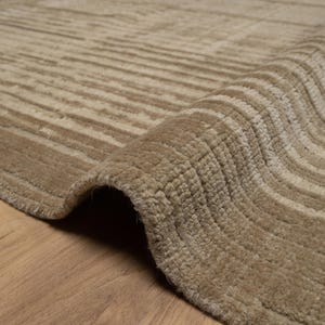 Still Water Beacon Wheat Wool Rug, Hand-Knotted Striated Sheen, Warm Gold Camel Area Rug 8x10 image 4