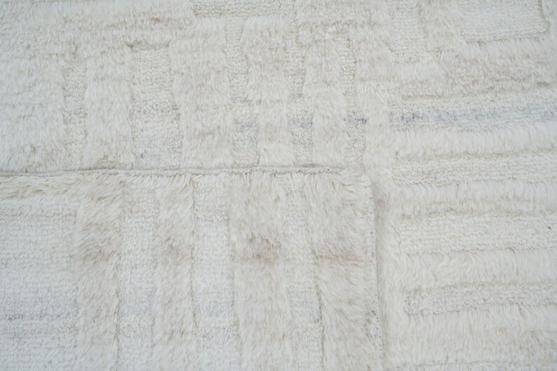 Alfombra de lana Warm Grain Chime color marfil, tejido tribal texturizado anudado a mano, alfombra de área color crema marfil de 8x10 imagen 3