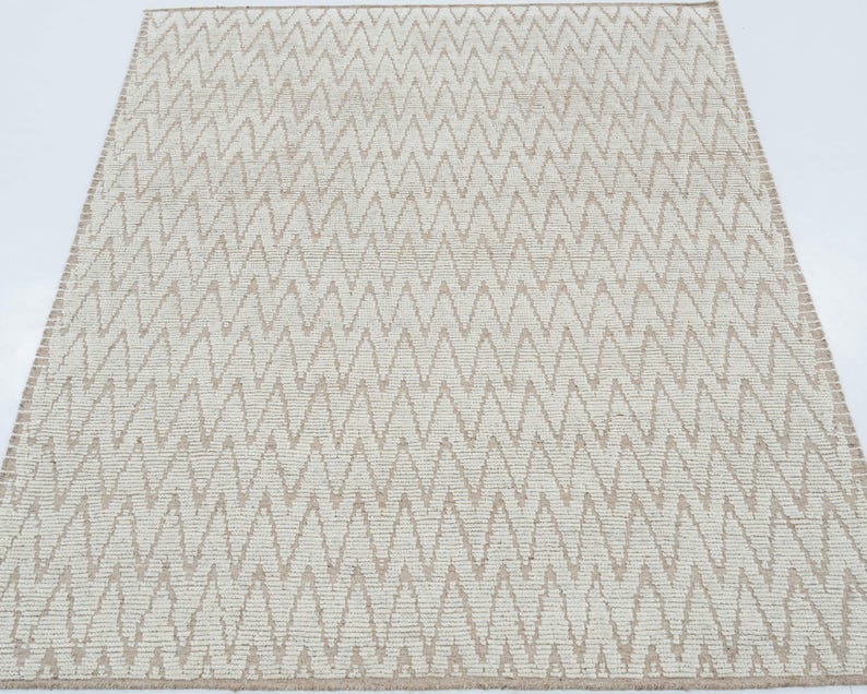 Warm Grain Breeze Elfenbeinfarbener Wollteppich, handgeknüpft, strukturiertes Tribal-Webmuster, elfenbeinfarbener Teppich 8x10 Bild 2
