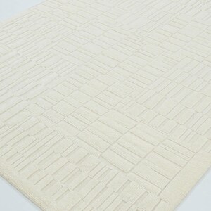 Alfombra Quiet Weave de lana color canela marfil, anudada a mano con textura sutil tono sobre tono, alfombra de área color crema marfil de 8x10 imagen 5