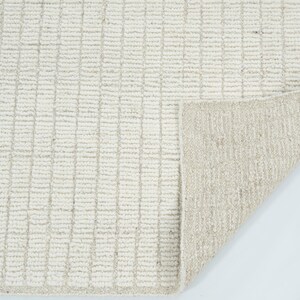 Hoogpolig wollen vloerkleed in de kleur Briar Ivory, handgeknoopt, pluche, hoog-laagpolig, ivoorkleurig crèmekleurig vloerkleed 8x10 afbeelding 5