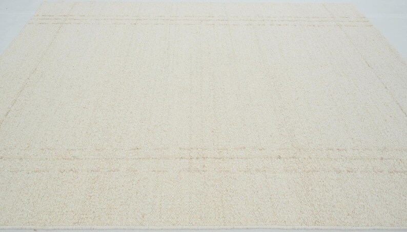 Woven Ridge Arroyo Honey Wool Rug, Hand-Woven Ribbed Directional Weave, Warm Honey Area Rug 8x10 image 8