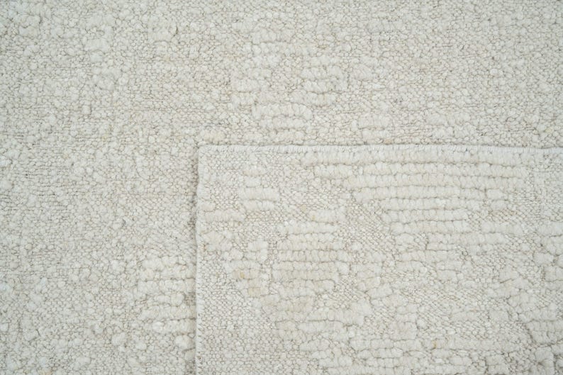 Still Water Cedar Ivory wollen vloerkleed, handgeknoopt met tonale, gewassen patronen, ivoorkleurig crèmekleurig vloerkleed 8x10 afbeelding 4