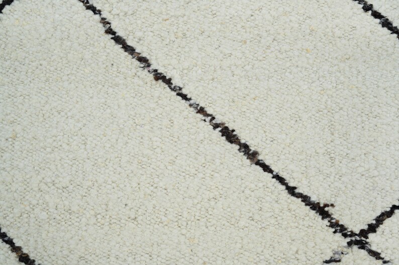 Tapis Warm Grain Cress en laine ivoire, tissé à la main, motif tribal texturé, tapis crème ivoire 8x10 image 5