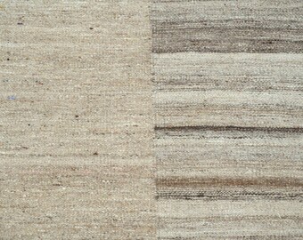 Soft Ground Creek Wollteppich in Taupe, handgewebt, flachgewebt, kurzflorig, graubeige-taupefarbener Teppich, 8x10