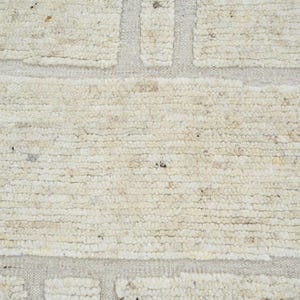 Still Water Brook Cream Wool Rug, Hand-Knotted Tonal Washed Pattern, Cream Area Rug 8x10 image 4