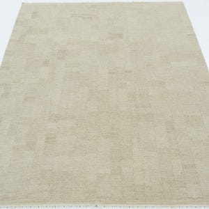 Tapete Dale de lã de camelo para terreno macio, tecido à mão com trama plana de pelo baixo, tapete de área em tom camelo quente, 2,44 x 3,05 m imagem 2