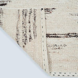 Varmkornig berylkrämfärgad ullmatta, handvävd texturerad tribalväv, krämfärgad matta 8x10 bild 5