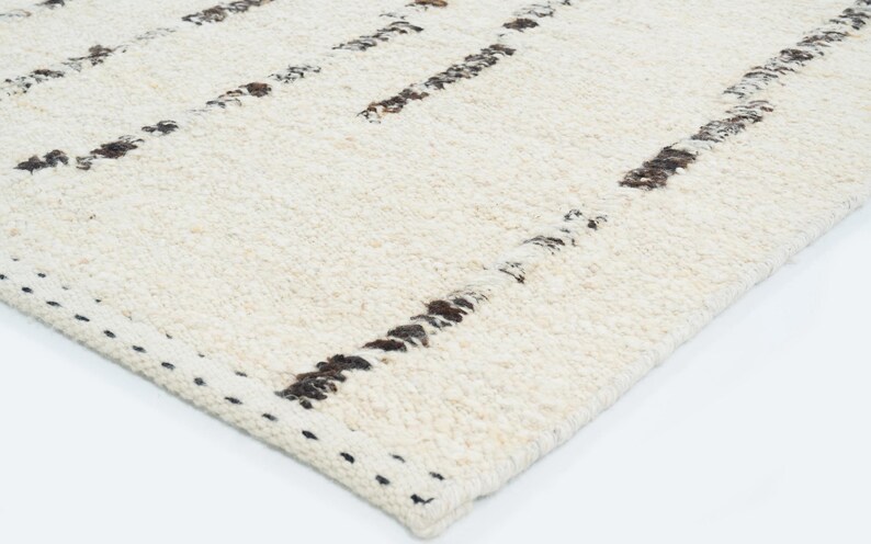 Warm Grain Belfry Cream Wool Rug, Hand-Woven Textured Tribal Weave, Cream Area Rug 8x10 image 7