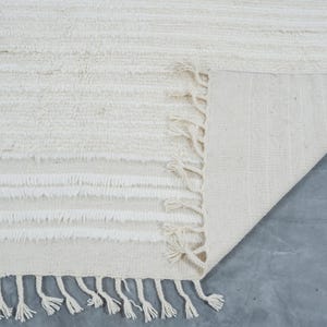 Warm Grain Cardamom Ivory wollen vloerkleed, handgeknoopt met een gestructureerd tribaal weefsel, ivoorkleurig crèmekleurig vloerkleed 8x10 afbeelding 5