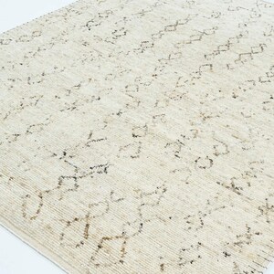 Tapis Warm Grain Candle en laine ivoire, tissage tribal texturé noué à la main, tapis crème ivoire 8x10 image 6