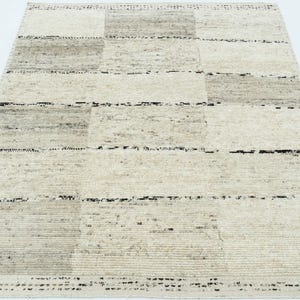 Warm Grain Boulder Cream wollen vloerkleed, handgeknoopt met een gestructureerd tribaal weefsel, crèmekleurig vloerkleed 8x10 afbeelding 3