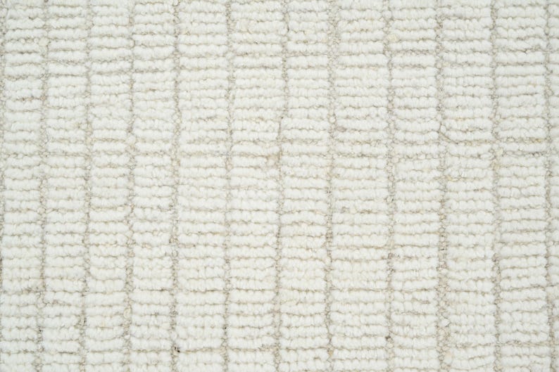 Hoogpolig wollen vloerkleed in de kleur Briar Ivory, handgeknoopt, pluche, hoog-laagpolig, ivoorkleurig crèmekleurig vloerkleed 8x10 afbeelding 4