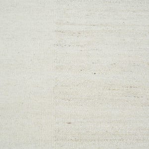 ソフトグラウンドコーブクリームウールラグ、手織りローパイルフラットウィーブ、クリームエリアラグ 8x10 画像 2