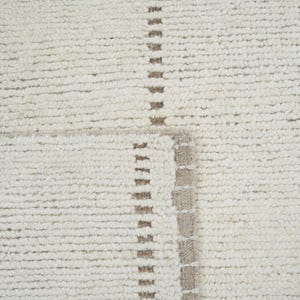 Warm Grain Clover Ivory Wool Rug, Hand-Knotted Textured Tribal Weave, Ivory Cream Area Rug 8x10 image 3