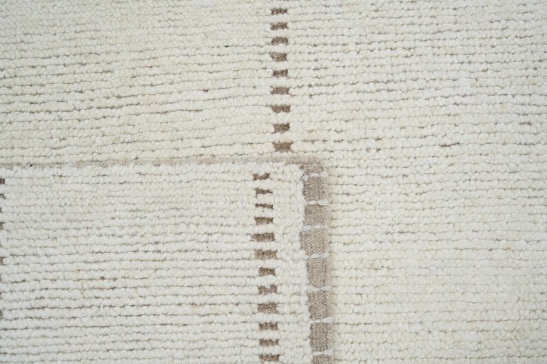 Warm Grain Clover Ivory Wool Rug, Hand-Knotted Textured Tribal Weave, Ivory Cream Area Rug 8x10 image 3