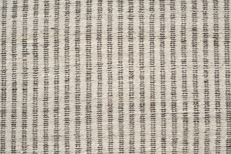 Woven Ridge Clove Cream Wool Rug, Hand-Woven Ribbed Directional Weave, Cream Area Rug 8x10 image 5