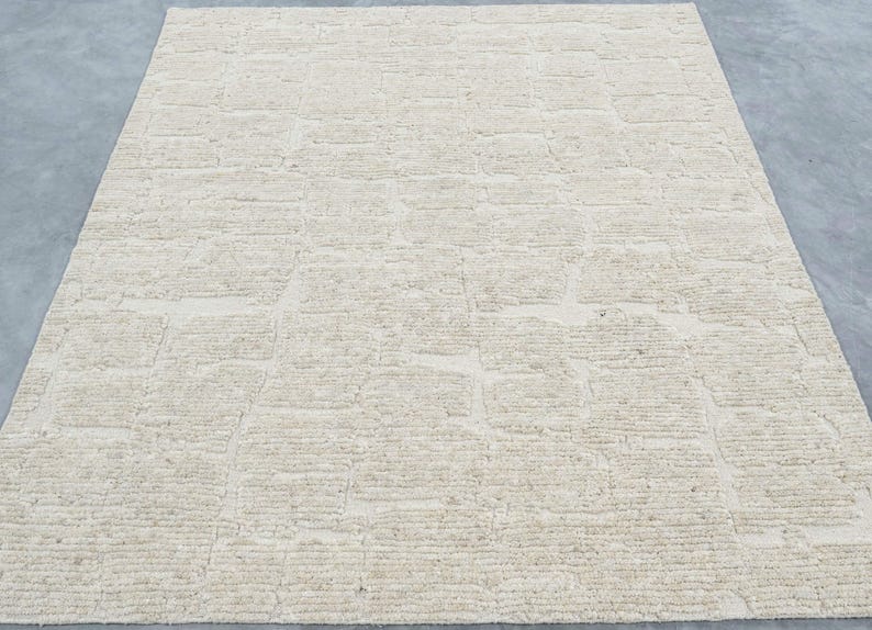 Still Water Canyon Cream Wool Rug, Hand-Knotted Tonal Washed Pattern, Cream Area Rug 8x10 image 3