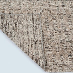 Still Water Burlap Camel Wool Rug, Hand-Knotted Tonal Washed Pattern, Warm Camel Area Rug 8x10 image 6