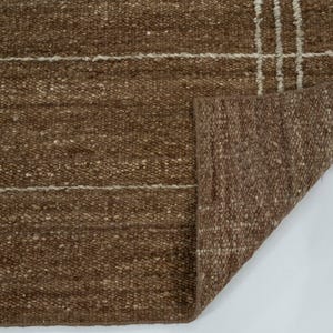 Woven Ridge Basalt Cream Wool Rug, Hand-Woven Ribbed Directional Weave, Cream Area Rug 8x10 image 4