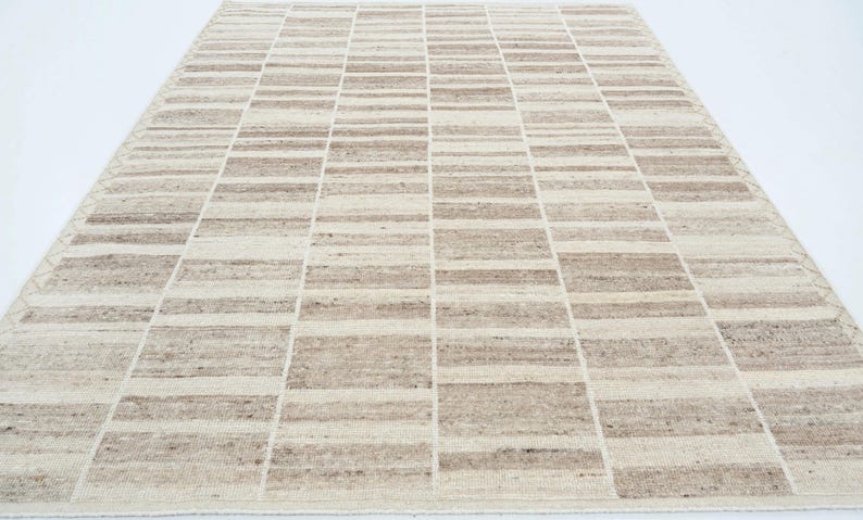 Deep Pile Copse Cream Wool Rug, Hand-Knotted Plush High-Low Pile, Cream Area Rug 8x10 image 5