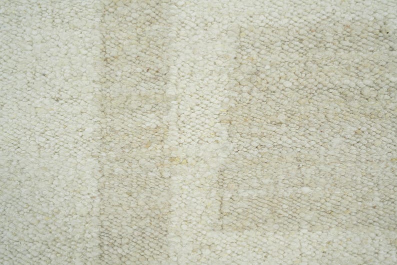 Warm Grain Cellar Elfenbeinfarbener Wollteppich, handgewebt mit strukturierter Tribal-Webart, elfenbeinfarbener Teppich 8x10 Bild 4