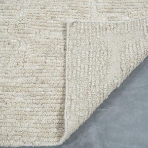 Still Water Canyon Cream Wool Rug, Hand-Knotted Tonal Washed Pattern, Cream Area Rug 8x10 image 1