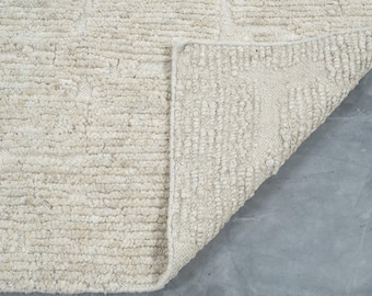 Still Water Canyon Cream Wool Rug, Hand-Knotted Tonal Washed Pattern, Cream Area Rug 8x10