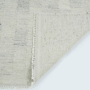 Alfombra de lana Soft Ground Dell Taupe, tejida a mano con pelo corto y tejido plano, alfombra de área Greige Taupe de 8x10 imagen 1