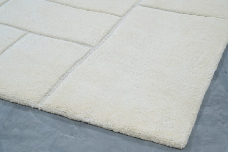 Quiet Weave Bramble Ivory Wool Rug, Hand-Knotted Tone-on-Tone Subtle Texture, Ivory Cream Area Rug 8x10 image 6