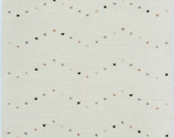 Warm Grain Cirrus Ivory wollen vloerkleed, handgeweven met een gestructureerd tribaal patroon, ivoorkleurig crèmekleurig vloerkleed 8x10
