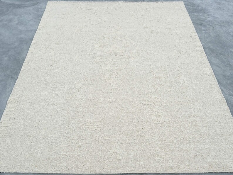Still Water Cedar Ivory wollen vloerkleed, handgeknoopt met tonale, gewassen patronen, ivoorkleurig crèmekleurig vloerkleed 8x10 afbeelding 3