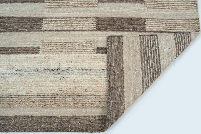 Warm Grain Chaparral Camel wollen vloerkleed, handgeknoopt met een gestructureerd tribaal weefsel, warm camelkleurig vloerkleed 8x10 afbeelding 3