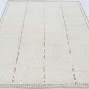Warm Grain Clover Ivory Wool Rug, Hand-Knotted Textured Tribal Weave, Ivory Cream Area Rug 8x10 image 2