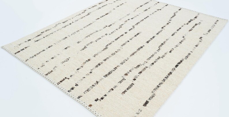 Warm Grain Belfry Cream Wool Rug, Hand-Woven Textured Tribal Weave, Cream Area Rug 8x10 image 6